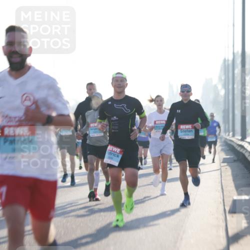 03.10.2025 - Köhlbrandbrückenlauf Jannik Wohlers http://msf.ph/oto/9054849 03.10.2025 09:12:38 Position 3 3609, 1034 meine-sportfotos.de