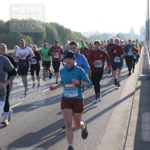 03.10.2025 - Köhlbrandbrückenlauf Jannik Wohlers http://msf.ph/oto/9054887 03.10.2025 09:20:25 Position 3 3024, 1754 meine-sportfotos.de