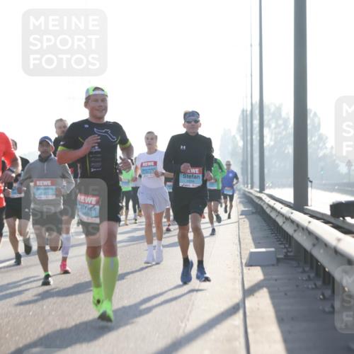 03.10.2025 - Köhlbrandbrückenlauf Jannik Wohlers http://msf.ph/oto/9054946 03.10.2025 09:12:40 Position 3 1012, 1034 meine-sportfotos.de