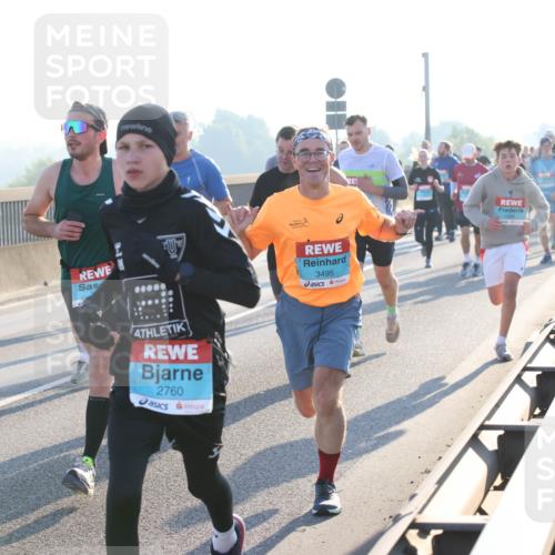 03.10.2025 - Köhlbrandbrückenlauf Lena Gebhardt http://msf.ph/oto/9054990 03.10.2025 09:16:45 Position 1 759, 2760, 3495 meine-sportfotos.de