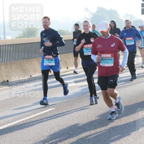 03.10.2025 - Köhlbrandbrückenlauf Lena Gebhardt http://msf.ph/oto/9055107 03.10.2025 09:16:48 Position 1 3, 1262, 3568, 1033, 1249, 18, 3316 meine-sportfotos.de