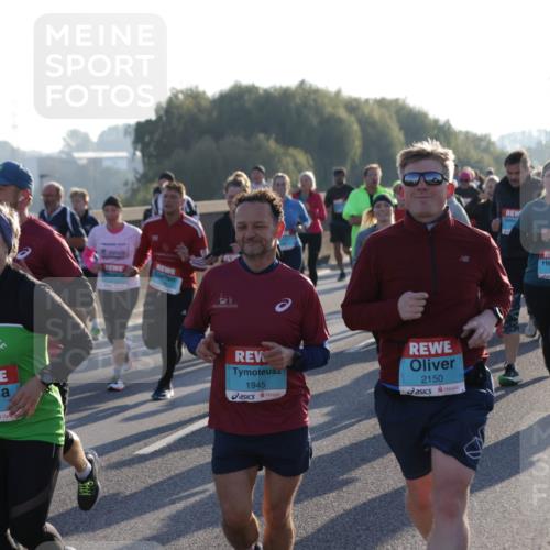 03.10.2025 - Köhlbrandbrückenlauf Jannik Wohlers http://msf.ph/oto/9055124 03.10.2025 09:20:29 Position 3 3619, 1945, 2150, 025, 1735 meine-sportfotos.de