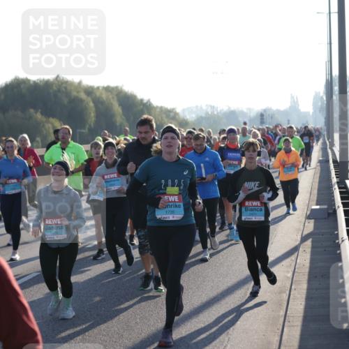 03.10.2025 - Köhlbrandbrückenlauf Jannik Wohlers http://msf.ph/oto/9055169 03.10.2025 09:20:30 Position 3 1479, 2025, 1735, 2471 meine-sportfotos.de