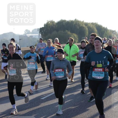 03.10.2025 - Köhlbrandbrückenlauf Jannik Wohlers http://msf.ph/oto/9055187 03.10.2025 09:20:30 Position 3 2024, 2051, 1479, 025, 1735, 2471 meine-sportfotos.de