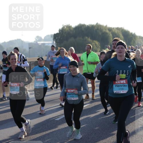 03.10.2025 - Köhlbrandbrückenlauf Jannik Wohlers http://msf.ph/oto/9055196 03.10.2025 09:20:30 Position 3 2004, 0574, 2051, 1479, 2025, 1735, 2471 meine-sportfotos.de