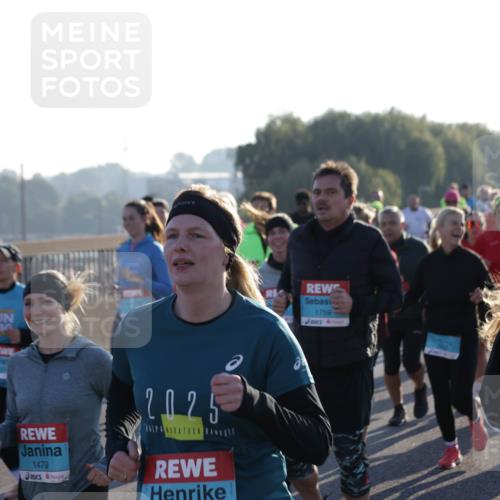 03.10.2025 - Köhlbrandbrückenlauf Jannik Wohlers http://msf.ph/oto/9055240 03.10.2025 09:20:31 Position 3 128, 1479, 2025, 1759, 2471 meine-sportfotos.de