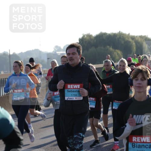 03.10.2025 - Köhlbrandbrückenlauf Jannik Wohlers http://msf.ph/oto/9055268 03.10.2025 09:20:32 Position 3 25, 3788, 1759, 18, 2471, 2970 meine-sportfotos.de