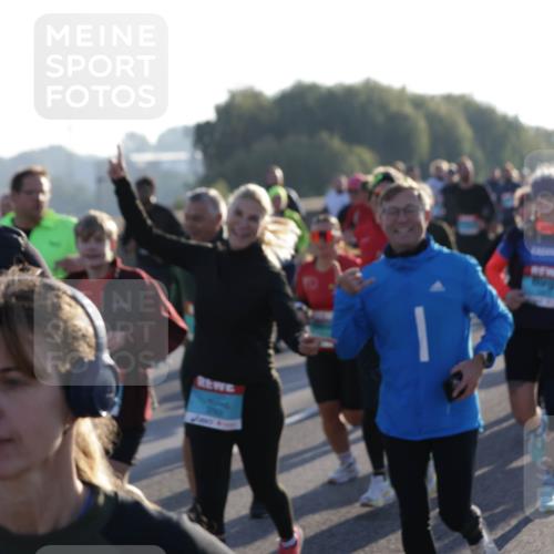 03.10.2025 - Köhlbrandbrückenlauf Jannik Wohlers http://msf.ph/oto/9055294 03.10.2025 09:20:33 Position 3 175 meine-sportfotos.de