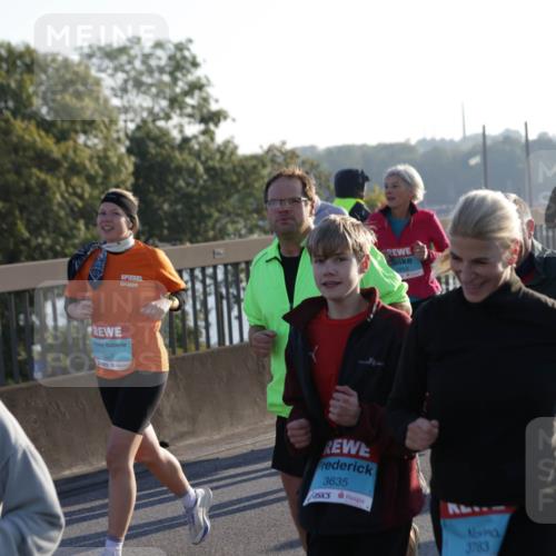 03.10.2025 - Köhlbrandbrückenlauf Jannik Wohlers http://msf.ph/oto/9055353 03.10.2025 09:20:34 Position 3 1890, 1691, 3635, 2853, 3783 meine-sportfotos.de