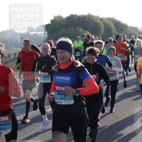 03.10.2025 - Köhlbrandbrückenlauf Jannik Wohlers http://msf.ph/oto/9055367 03.10.2025 09:20:34 Position 3 3310, 3597, 1761, 2970, 729, 3109, 1994 meine-sportfotos.de