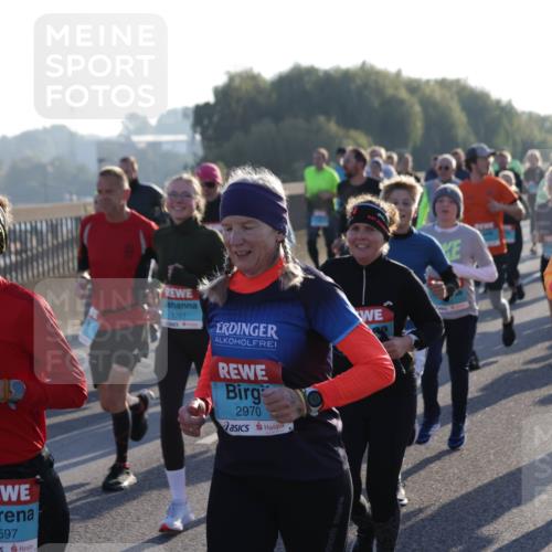 03.10.2025 - Köhlbrandbrückenlauf Jannik Wohlers http://msf.ph/oto/9055372 03.10.2025 09:20:34 Position 3 610, 3597, 1761, 2970, 1994 meine-sportfotos.de