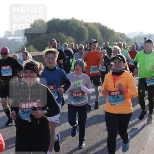 03.10.2025 - Köhlbrandbrückenlauf Jannik Wohlers http://msf.ph/oto/9055413 03.10.2025 09:20:35 Position 3 2094, 2841, 1994, 3109 meine-sportfotos.de