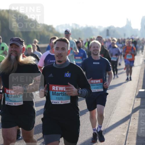 03.10.2025 - Köhlbrandbrückenlauf Jannik Wohlers http://msf.ph/oto/9055550 03.10.2025 09:20:37 Position 3 125, 16, 1419, 1525, 2144 meine-sportfotos.de