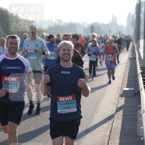 03.10.2025 - Köhlbrandbrückenlauf Jannik Wohlers http://msf.ph/oto/9055581 03.10.2025 09:20:38 Position 3 165, 2171, 2144 meine-sportfotos.de