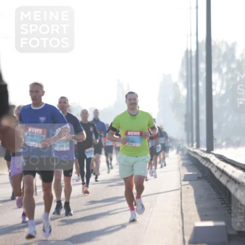 03.10.2025 - Köhlbrandbrückenlauf Jannik Wohlers http://msf.ph/oto/9055586 03.10.2025 09:12:54 Position 3 3078, 1028 meine-sportfotos.de