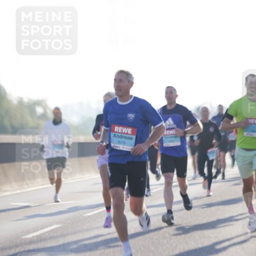 03.10.2025 - Köhlbrandbrückenlauf Jannik Wohlers http://msf.ph/oto/9055667 03.10.2025 09:12:55 Position 3 3078, 1028 meine-sportfotos.de