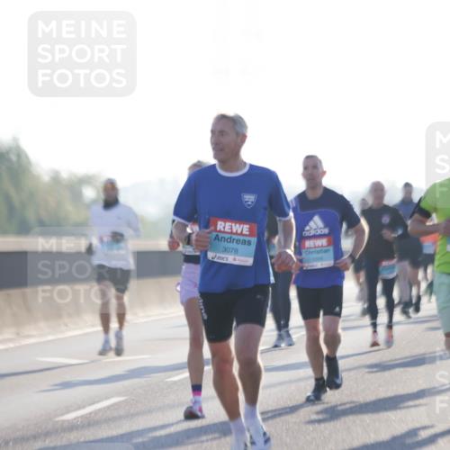 03.10.2025 - Köhlbrandbrückenlauf Jannik Wohlers http://msf.ph/oto/9055684 03.10.2025 09:12:56 Position 3 3078, 1028 meine-sportfotos.de