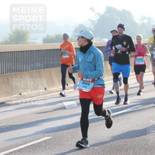 03.10.2025 - Köhlbrandbrückenlauf Lena Gebhardt http://msf.ph/oto/9055690 03.10.2025 09:17:07 Position 1 1330 meine-sportfotos.de
