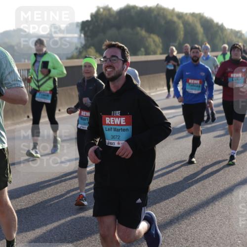 03.10.2025 - Köhlbrandbrückenlauf Jannik Wohlers http://msf.ph/oto/9055712 03.10.2025 09:20:41 Position 3 2449, 1561, 3672 meine-sportfotos.de
