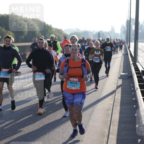 03.10.2025 - Köhlbrandbrückenlauf Jannik Wohlers http://msf.ph/oto/9055906 03.10.2025 09:20:45 Position 3 3162, 1348 meine-sportfotos.de
