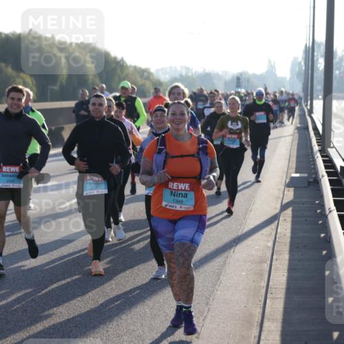 03.10.2025 - Köhlbrandbrückenlauf Jannik Wohlers http://msf.ph/oto/9055911 03.10.2025 09:20:45 Position 3 3162, 3537, 1348 meine-sportfotos.de