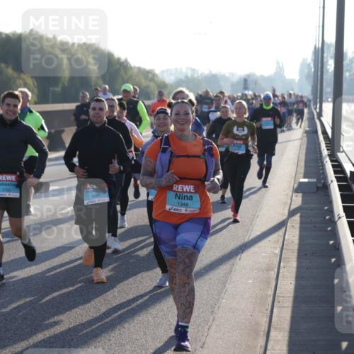03.10.2025 - Köhlbrandbrückenlauf Jannik Wohlers http://msf.ph/oto/9055913 03.10.2025 09:20:45 Position 3 3162, 3537, 1348 meine-sportfotos.de