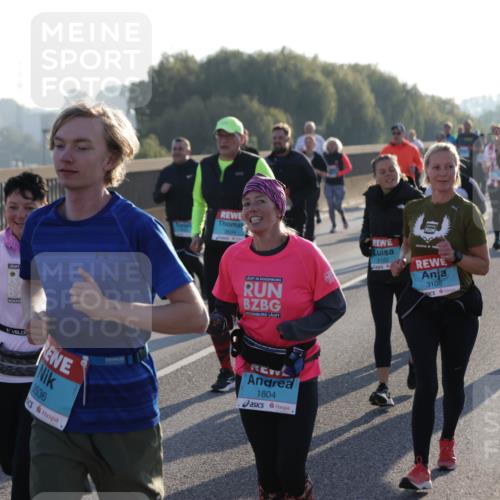 03.10.2025 - Köhlbrandbrückenlauf Jannik Wohlers http://msf.ph/oto/9056068 03.10.2025 09:20:48 Position 3 3536, 1804, 2122, 3108 meine-sportfotos.de