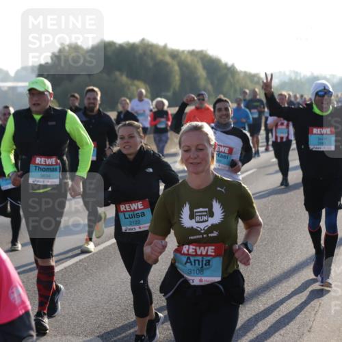 03.10.2025 - Köhlbrandbrückenlauf Jannik Wohlers http://msf.ph/oto/9056131 03.10.2025 09:20:49 Position 3 3634, 2122, 3108, 3843 meine-sportfotos.de