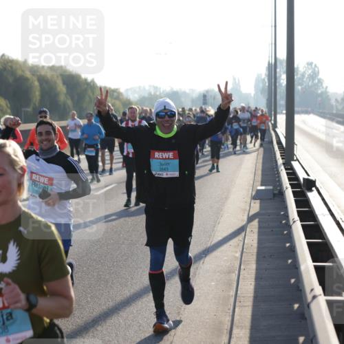 03.10.2025 - Köhlbrandbrückenlauf Jannik Wohlers http://msf.ph/oto/9056146 03.10.2025 09:20:50 Position 3 2, 3108, 3843 meine-sportfotos.de