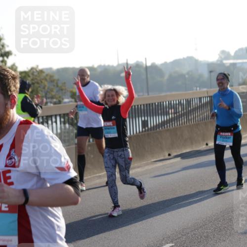 03.10.2025 - Köhlbrandbrückenlauf Jannik Wohlers http://msf.ph/oto/9056373 03.10.2025 09:20:55 Position 3 3828, 3114 meine-sportfotos.de
