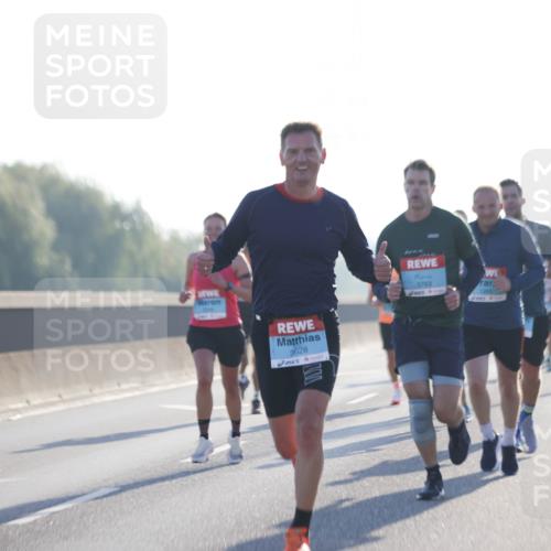 03.10.2025 - Köhlbrandbrückenlauf Jannik Wohlers http://msf.ph/oto/9056410 03.10.2025 09:13:12 Position 3 3628, 3763, 1265 meine-sportfotos.de