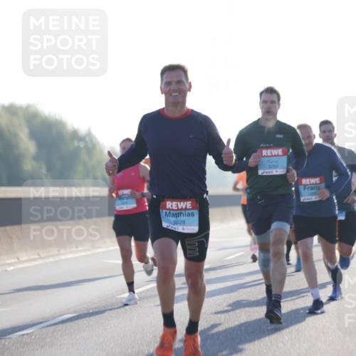 03.10.2025 - Köhlbrandbrückenlauf Jannik Wohlers http://msf.ph/oto/9056419 03.10.2025 09:13:12 Position 3 3628, 3763, 1265 meine-sportfotos.de