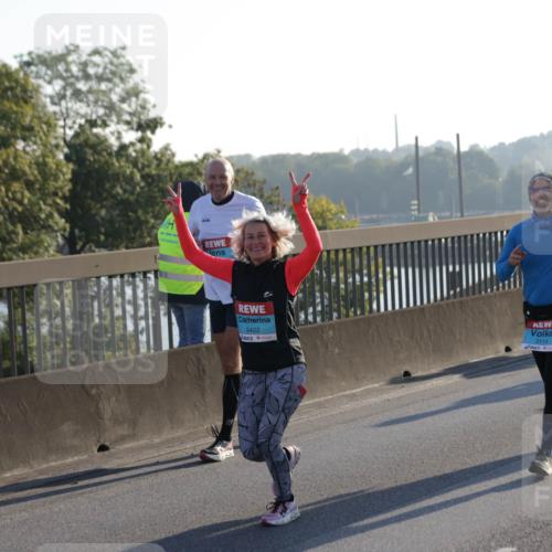 03.10.2025 - Köhlbrandbrückenlauf Jannik Wohlers http://msf.ph/oto/9056426 03.10.2025 09:20:56 Position 3 3422, 3114 meine-sportfotos.de