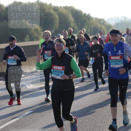 03.10.2025 - Köhlbrandbrückenlauf Jannik Wohlers http://msf.ph/oto/9056431 03.10.2025 09:20:57 Position 3 3582, 3509 meine-sportfotos.de