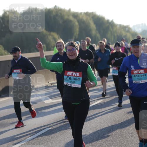 03.10.2025 - Köhlbrandbrückenlauf Jannik Wohlers http://msf.ph/oto/9056445 03.10.2025 09:20:57 Position 3 3582, 3509 meine-sportfotos.de
