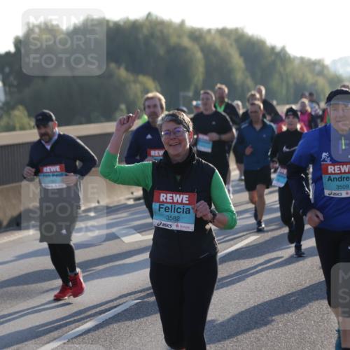 03.10.2025 - Köhlbrandbrückenlauf Jannik Wohlers http://msf.ph/oto/9056454 03.10.2025 09:20:57 Position 3 3582, 3509 meine-sportfotos.de