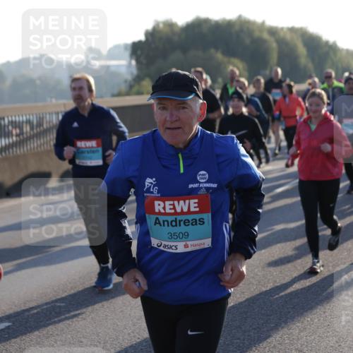 03.10.2025 - Köhlbrandbrückenlauf Jannik Wohlers http://msf.ph/oto/9056576 03.10.2025 09:20:59 Position 3 3509 meine-sportfotos.de