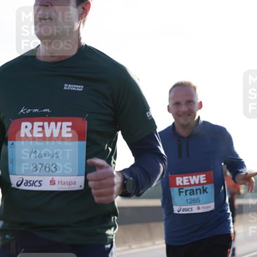 03.10.2025 - Köhlbrandbrückenlauf Jannik Wohlers http://msf.ph/oto/9056579 03.10.2025 09:13:15 Position 3 35, 3763, 1265 meine-sportfotos.de