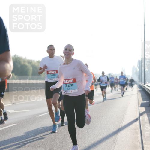 03.10.2025 - Köhlbrandbrückenlauf Jannik Wohlers http://msf.ph/oto/9056625 03.10.2025 09:13:16 Position 3 2024, 1048, 1251 meine-sportfotos.de
