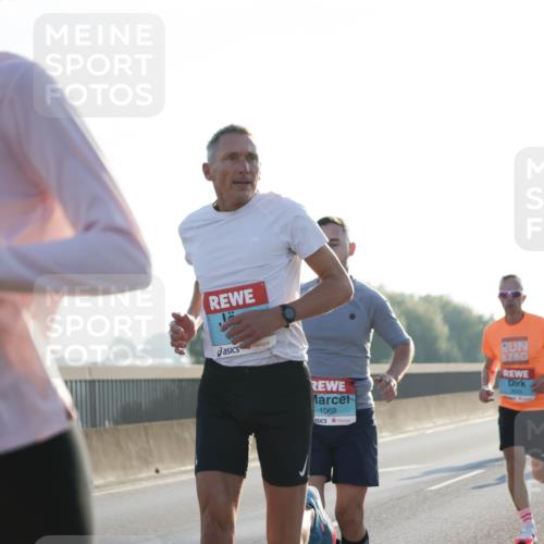 03.10.2025 - Köhlbrandbrückenlauf Jannik Wohlers http://msf.ph/oto/9056696 03.10.2025 09:13:18 Position 3 1251, 1069 meine-sportfotos.de