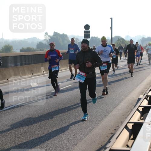 03.10.2025 - Köhlbrandbrückenlauf Lena Gebhardt http://msf.ph/oto/9056828 03.10.2025 09:17:39 Position 1 1308, 16, 5, 2959, 1116 meine-sportfotos.de
