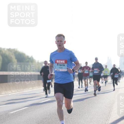 03.10.2025 - Köhlbrandbrückenlauf Jannik Wohlers http://msf.ph/oto/9056922 03.10.2025 09:13:23 Position 3 1030 meine-sportfotos.de