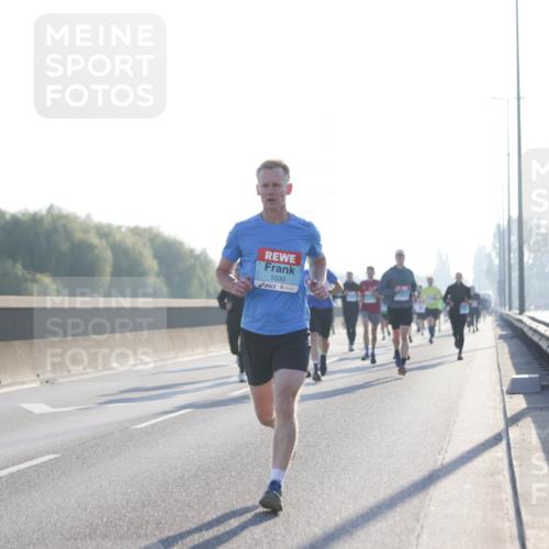 03.10.2025 - Köhlbrandbrückenlauf Jannik Wohlers http://msf.ph/oto/9056950 03.10.2025 09:13:23 Position 3 1030 meine-sportfotos.de