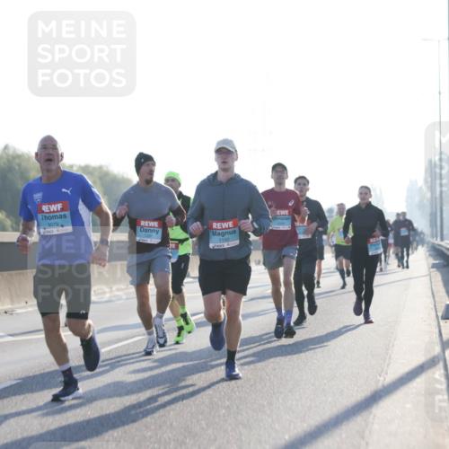 03.10.2025 - Köhlbrandbrückenlauf Jannik Wohlers http://msf.ph/oto/9056999 03.10.2025 09:13:27 Position 3 3079, 1150 meine-sportfotos.de