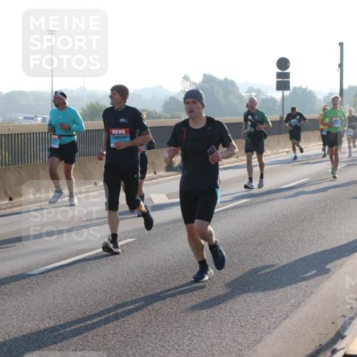 03.10.2025 - Köhlbrandbrückenlauf Lena Gebhardt http://msf.ph/oto/9057276 03.10.2025 09:17:55 Position 1 1526, 1213 meine-sportfotos.de