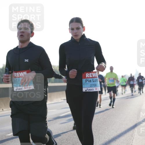 03.10.2025 - Köhlbrandbrückenlauf Jannik Wohlers http://msf.ph/oto/9057295 03.10.2025 09:13:31 Position 3 3, 2708 meine-sportfotos.de