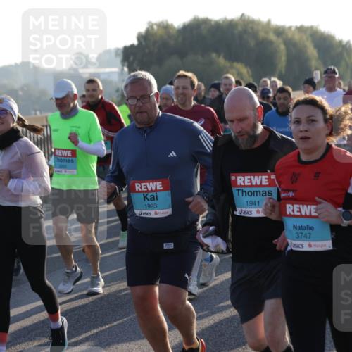 03.10.2025 - Köhlbrandbrückenlauf Jannik Wohlers http://msf.ph/oto/9057321 03.10.2025 09:21:14 Position 3 3265, 1993, 1941, 3747, 1810 meine-sportfotos.de