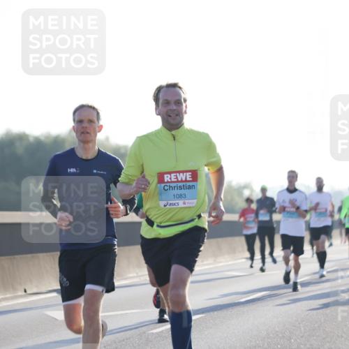 03.10.2025 - Köhlbrandbrückenlauf Jannik Wohlers http://msf.ph/oto/9057375 03.10.2025 09:13:34 Position 3 1083 meine-sportfotos.de