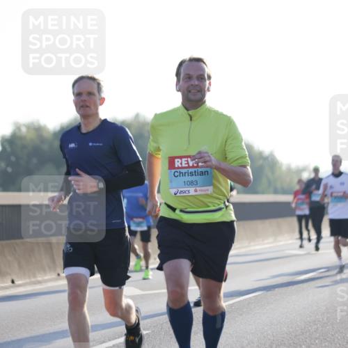 03.10.2025 - Köhlbrandbrückenlauf Jannik Wohlers http://msf.ph/oto/9057405 03.10.2025 09:13:34 Position 3 1660, 1083 meine-sportfotos.de