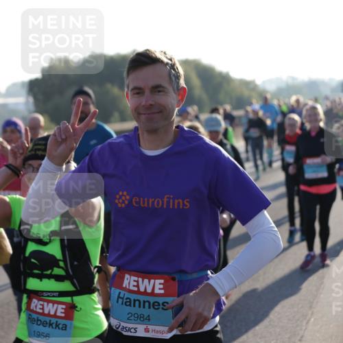 03.10.2025 - Köhlbrandbrückenlauf Jannik Wohlers http://msf.ph/oto/9057511 03.10.2025 09:21:18 Position 3 2984, 1956 meine-sportfotos.de